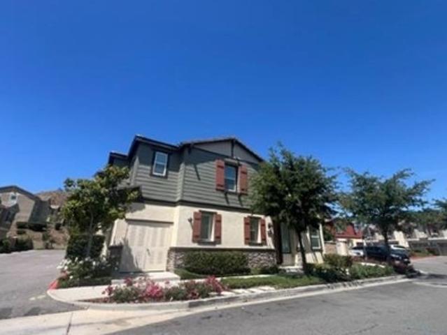 Property for sale in Santa Clarita, Los Angeles County
