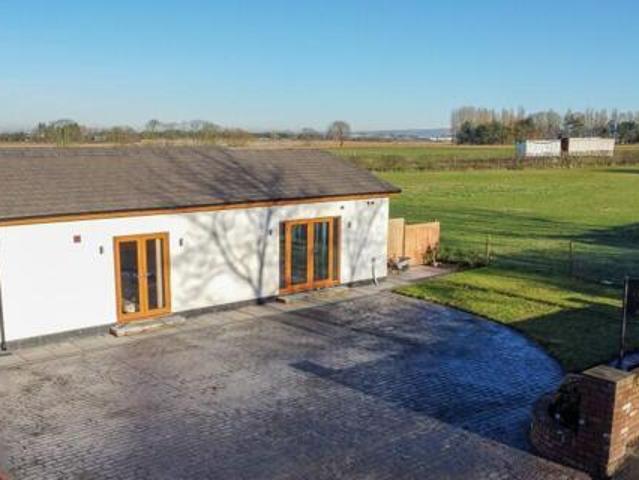 House for sale in Heaton's Bridge, Roby Mill