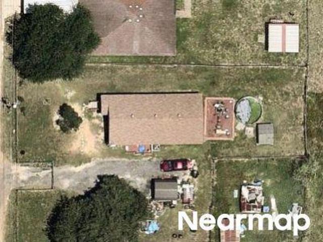 House for sale in Somerset, Texas