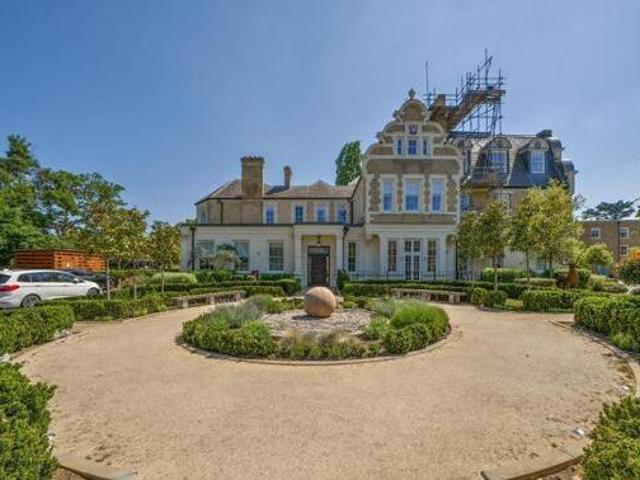 House for sale in Kingston upon Thames, Greater London
