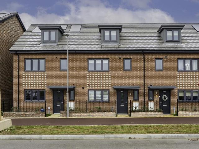 House for rent in Whitehouse, Milton Keynes
