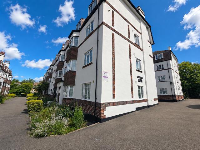Apartment for rent in Streatham, Greater London