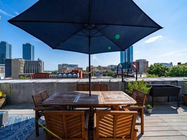 Condo for sale in Hudson, New Jersey