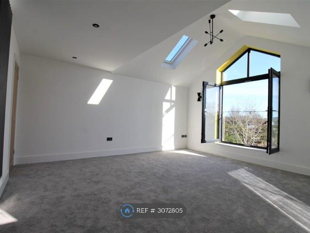Apartment for rent in Longwell Green, Cadbury Heath