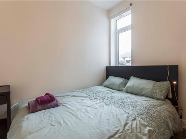 Terraced House to rent in Dublin