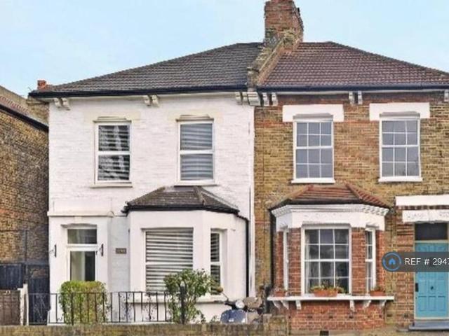 Apartment for rent in East Dulwich, Greater London