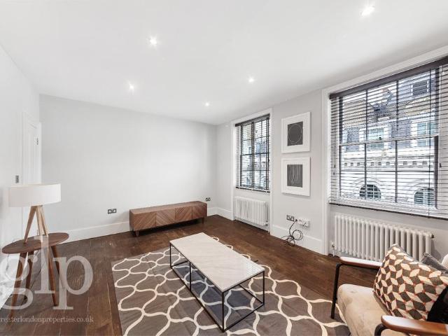House for rent in Saint Giles, Bloomsbury