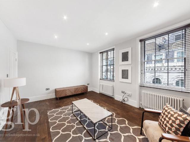 House for rent in Saint Giles, Bloomsbury