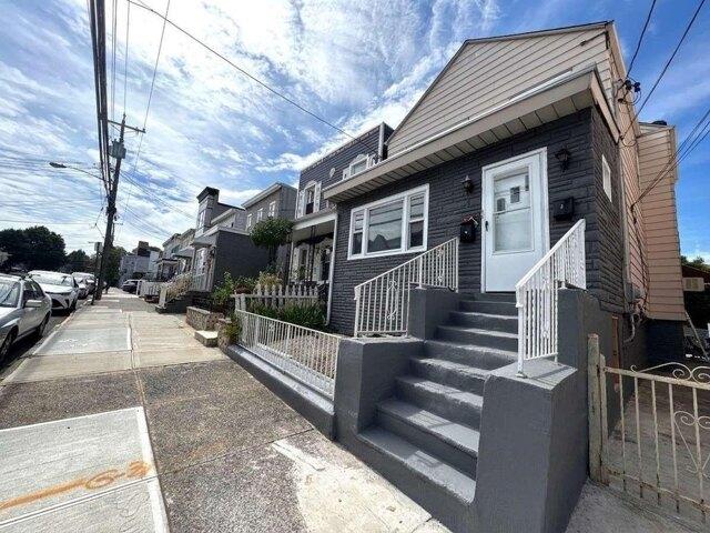 House for sale in Greenville, Jersey City