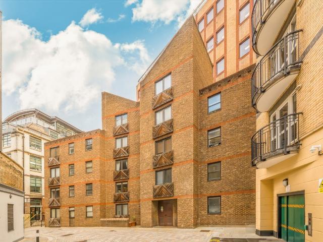 Apartment for rent in St Paul's, Greater London