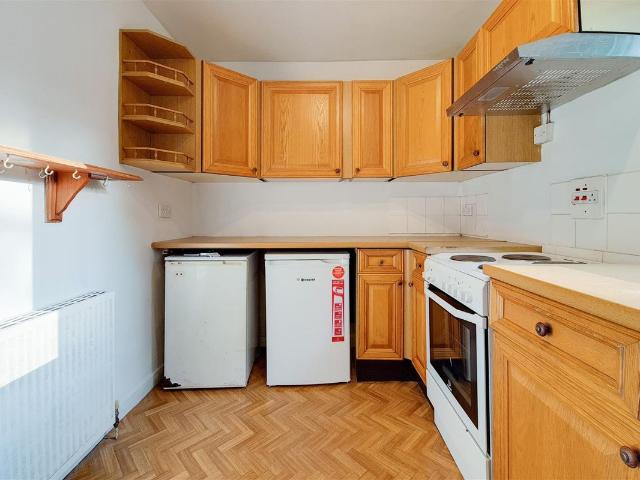 Apartment for rent in East Hill Estate, Greater London