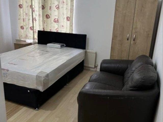 Room for rent in Wombwell, Barnsley