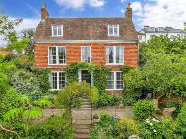 House for sale in Hythe, Folkestone