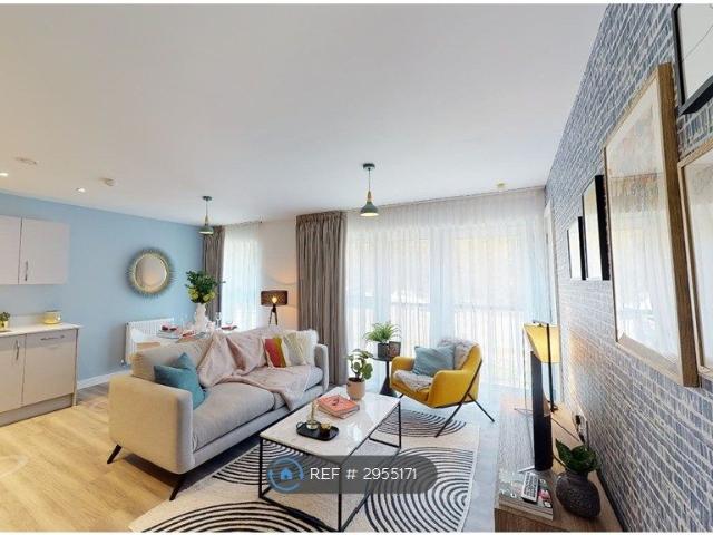 Apartment for rent in Hart, Hampshire