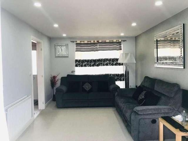 House for rent in Falcon Lodge, Wales