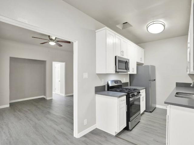 Apartment for rent in Hollywood, Los Angeles