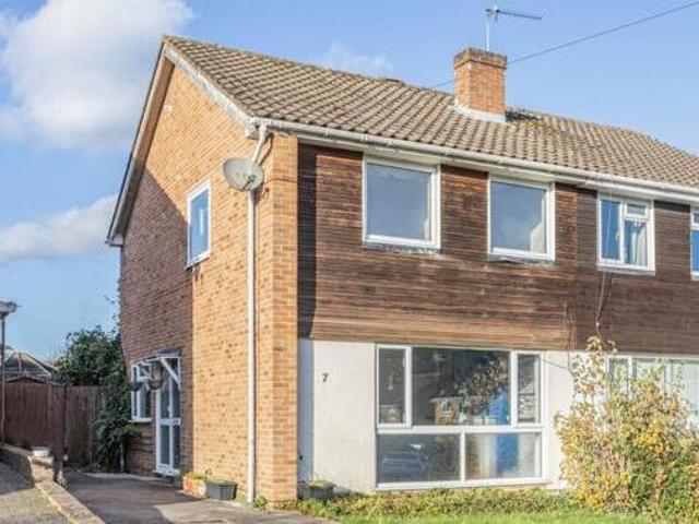 House for sale in Row Town, Surrey