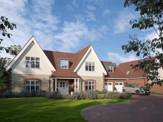 House for sale in Old Milton, Ashurst Bridge