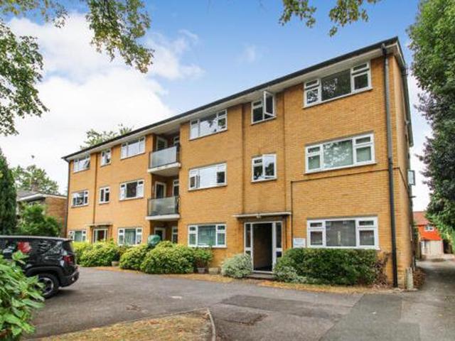 House for sale in Surrey, England