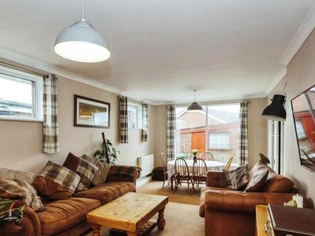 House for sale in Spring Vale, Hampshire