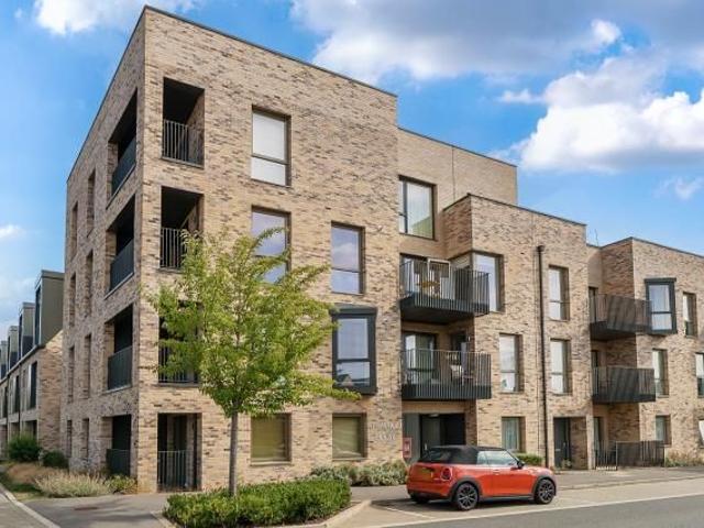 Apartment for rent in Barton Park, The Slade