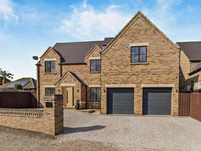 House for sale in Armthorpe, Doncaster
