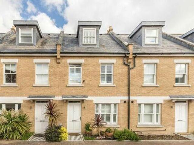 House for sale in City of London, Greater London