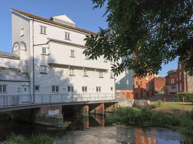 Apartment for rent in Barracks, The Bridge