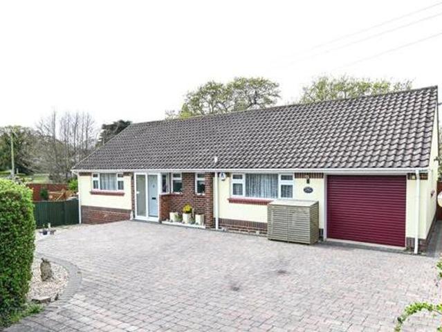 House for sale in Old Milton, New Forest