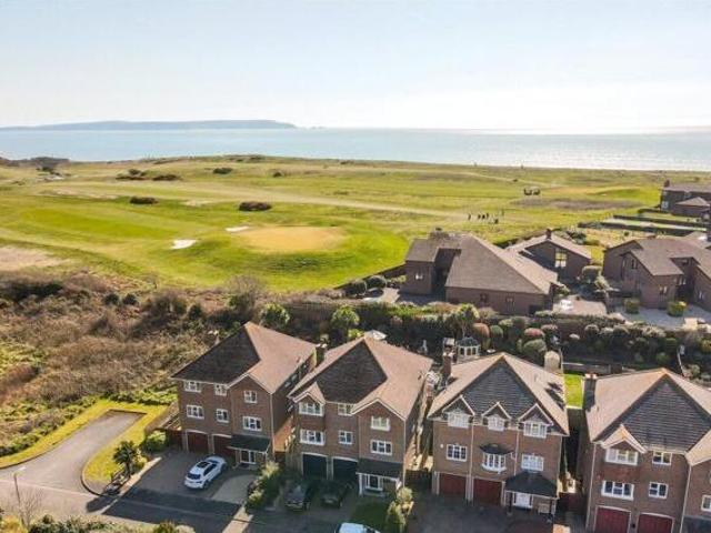 House for sale in Old Milton, New Forest