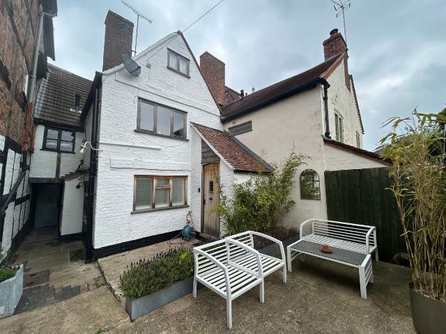 House for rent in Tewkesbury, Pamington