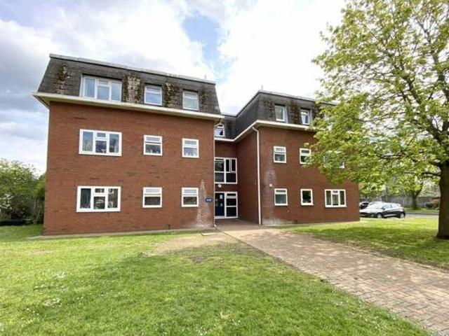 House for sale in Farnborough, Hampshire