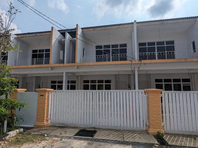 Terraced House for sale in Tringganu