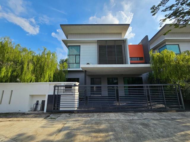 Terraced House for sale in Tanjong Sepat, Selangor