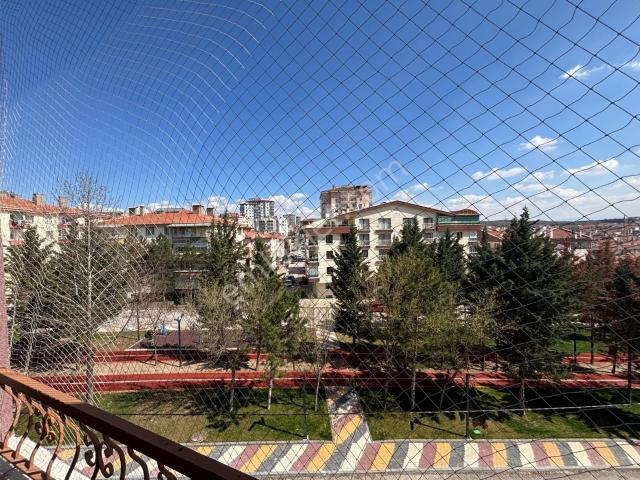 Pursaklar, Ankara içerisinde satılık mülk