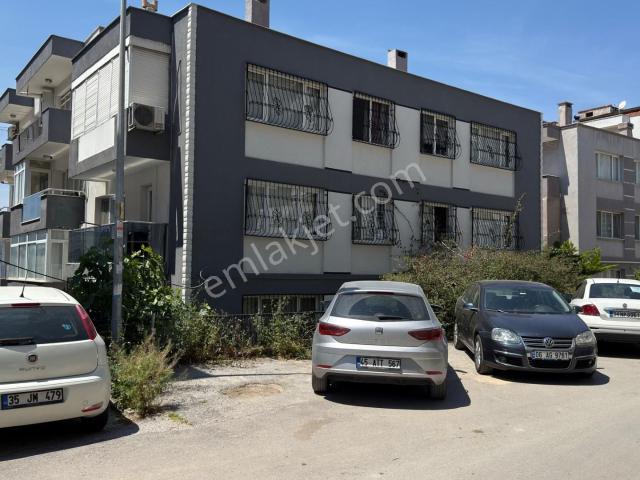 Karabağlar, İzmir içerisinde satılık mülk