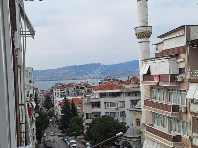 Karabağlar, İzmir içerisinde satılık mülk