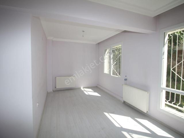 Karabağlar, İzmir içerisinde kiralık mülk
