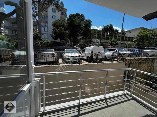 Basın Sitesi Mahallesi, Karabağlar içerisinde satılık mülk