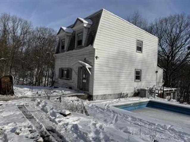 House for sale in Glenshaw, Pennsylvania