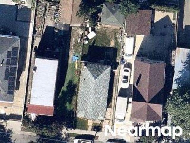 House for sale in Queens, Arverne