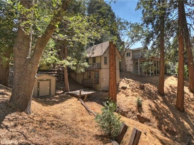 House for sale in Cedarpines Park, California