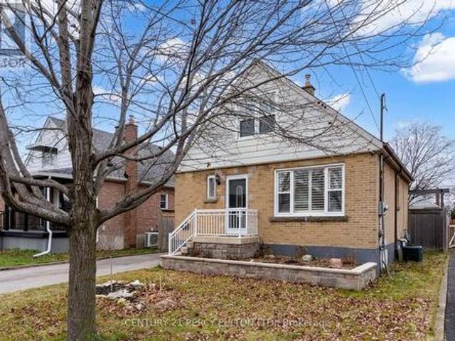 House for rent in Ancaster, Ontario