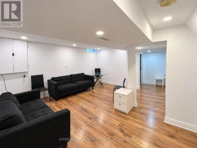 House for rent in Richmond Hill, Golden Horseshoe