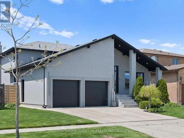 House for rent in Ancaster, Ontario
