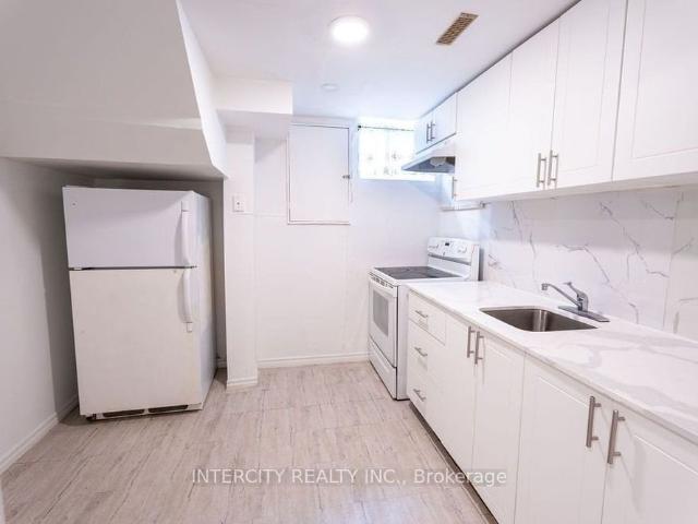 House for rent in Etobicoke North, Toronto