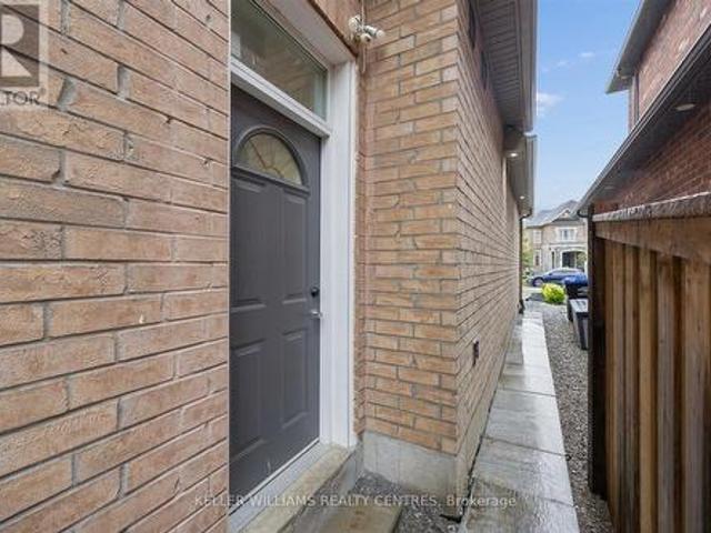 House for rent in Bradford West Gwillimbury, Ontario