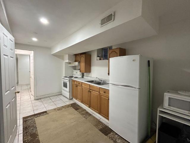 House for rent in Toronto—St. Paul's, Toronto