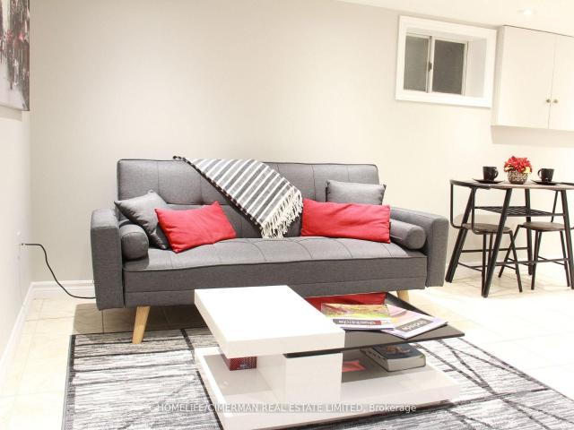 House for rent in Woburn, Ontario