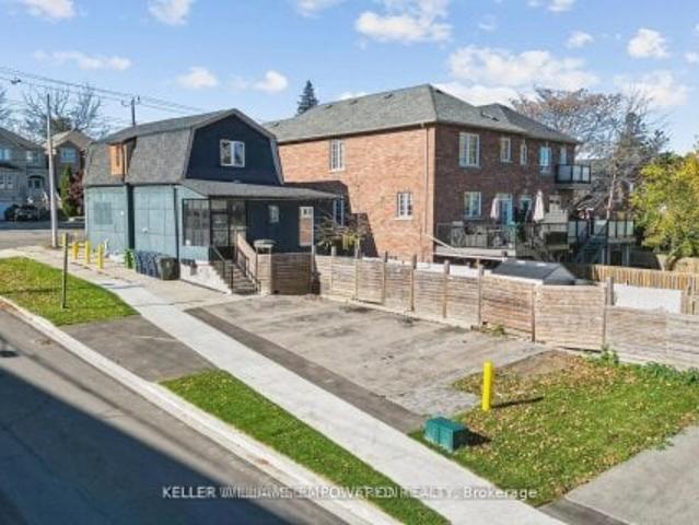 Duplex for rent in Woburn, Ontario